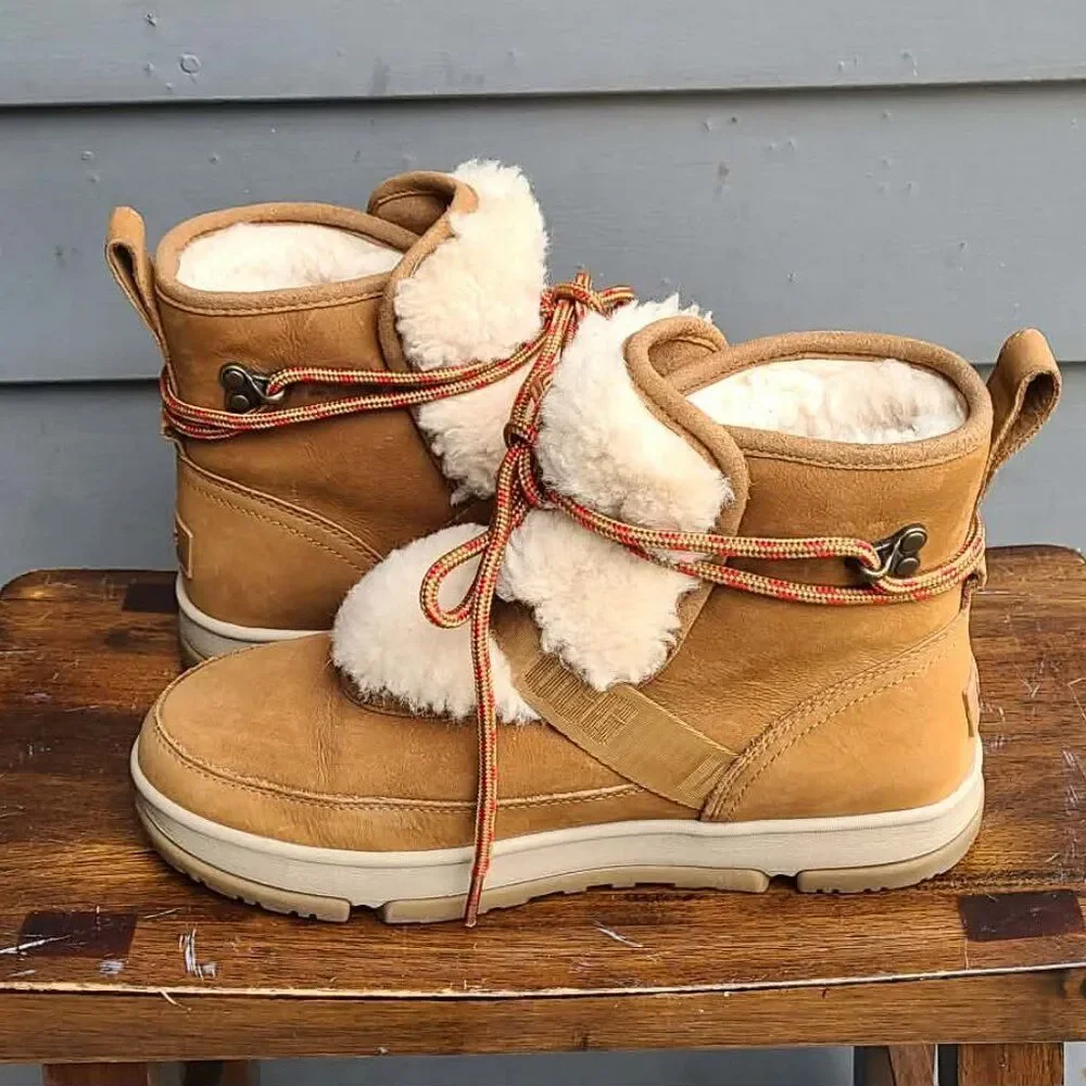 UGG Classic Weather Hiker Chestnut Suede Off White Shearling size 9